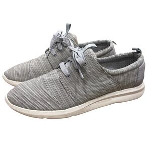 Tom’s Tennis Shoes